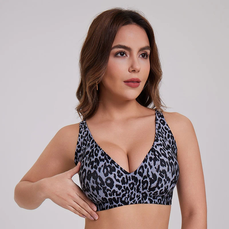 Women's Seamless Wirefree Push Up Deep V Bralette