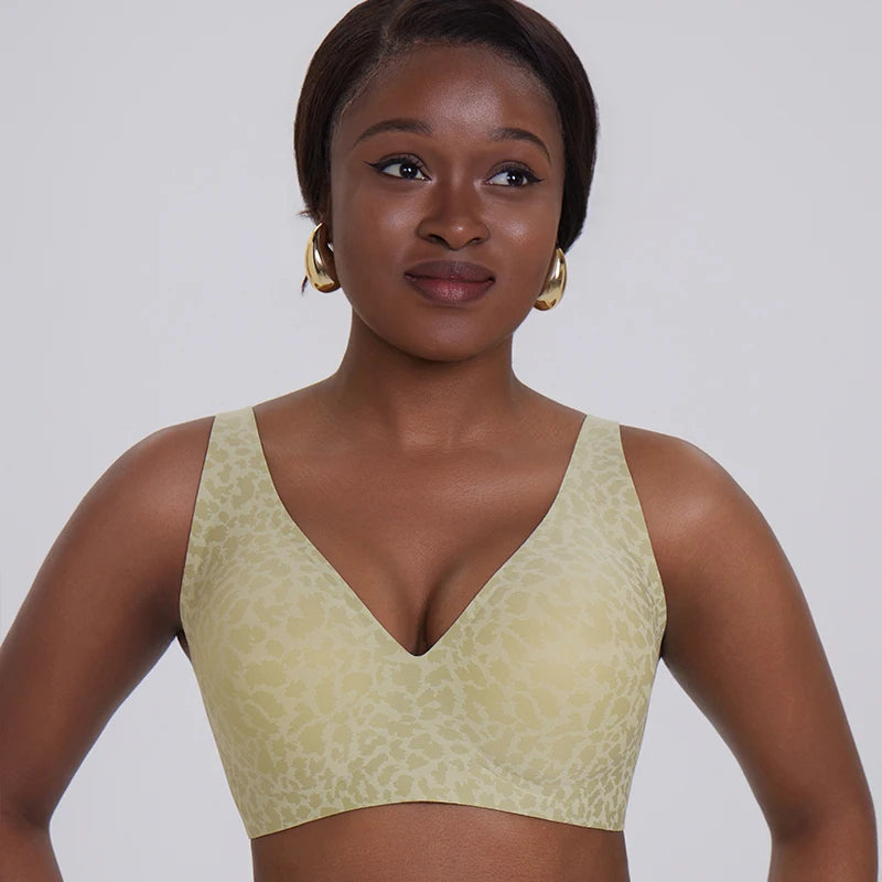 Women's Seamless Wirefree Push Up Deep V Bralette